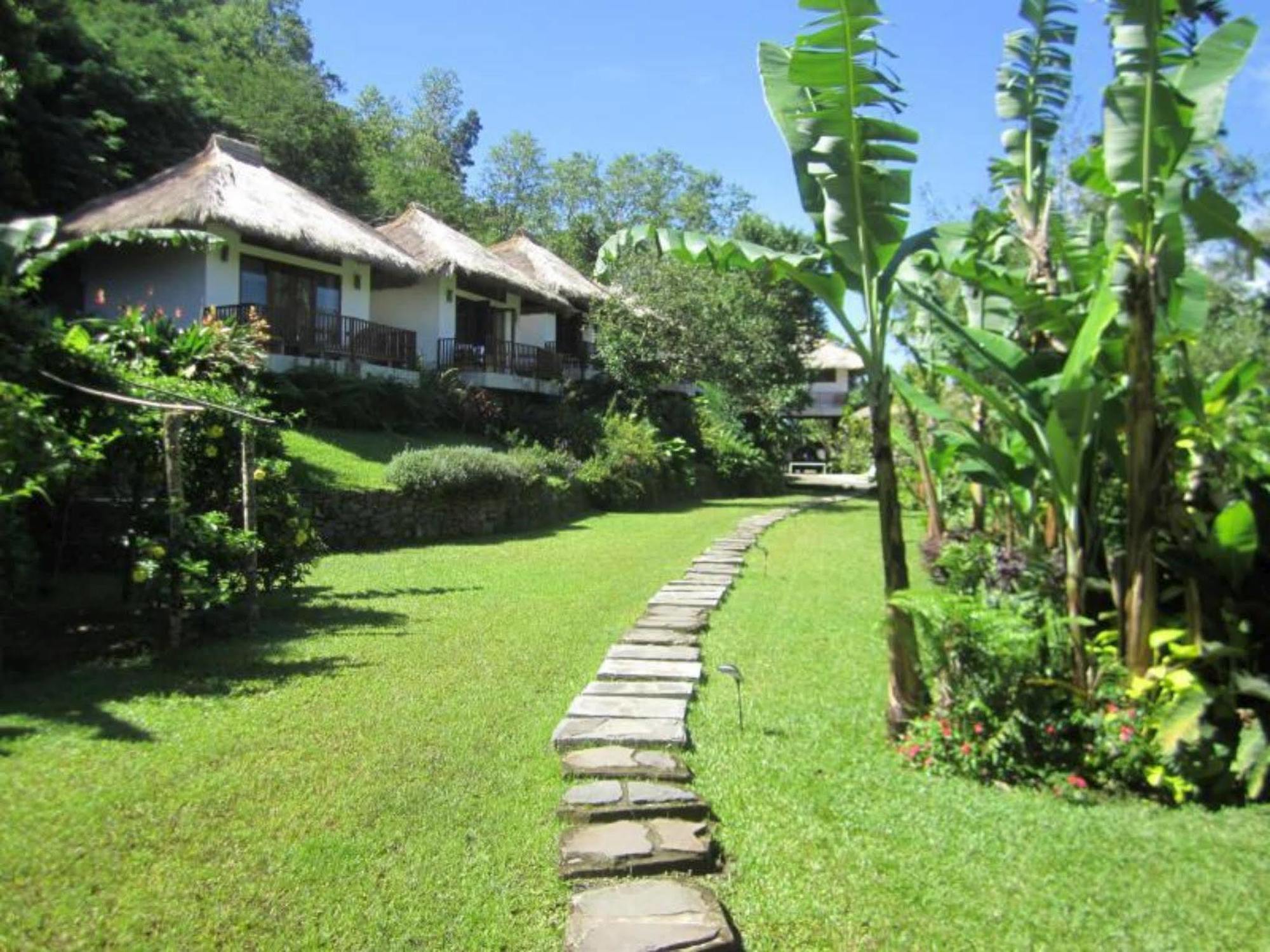Kelimutu Crater Lakes Ecolodge Desa Kowanara エクステリア 写真